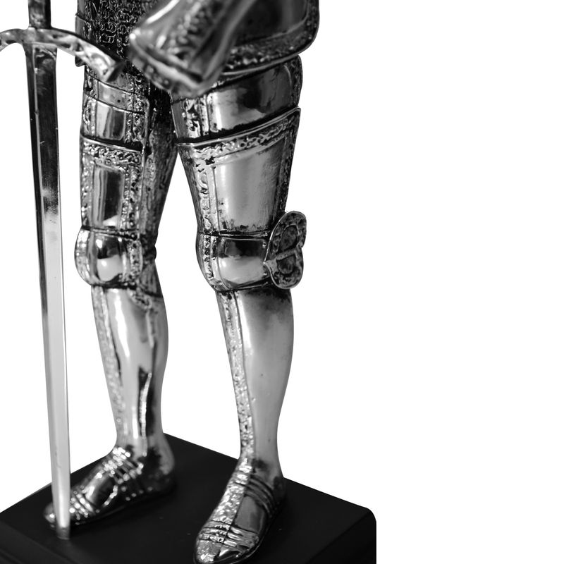 Guerreiro-Medieval-Decorativo-em-Resina-33-Cm