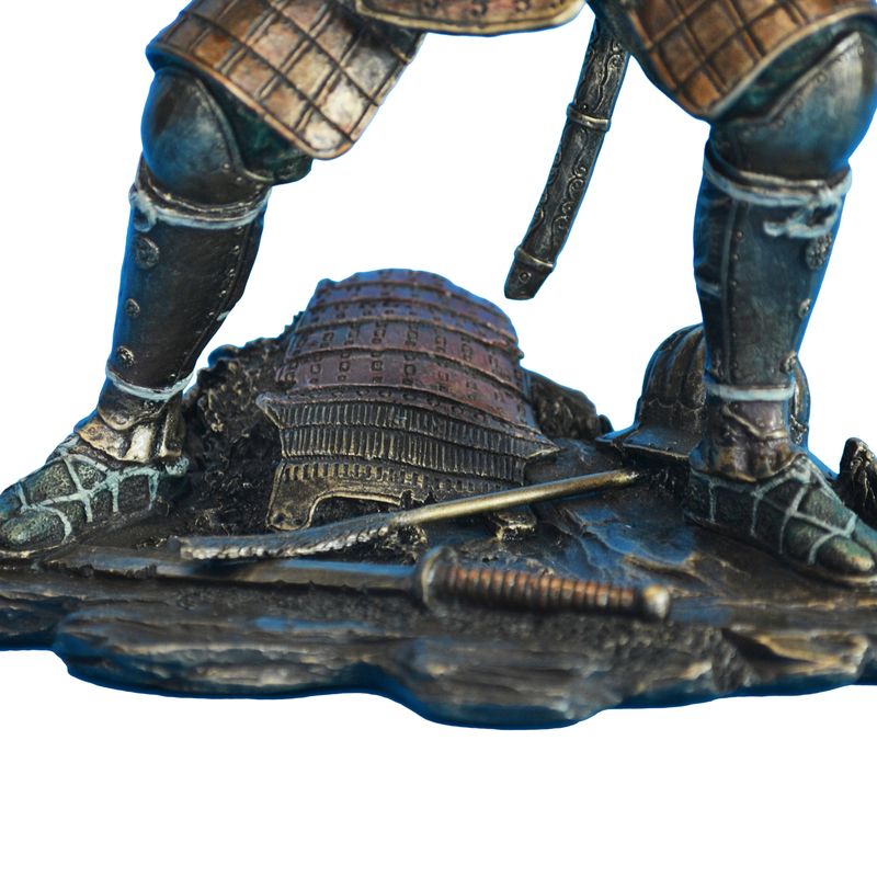 Samurai-Decorativo-com-Espada-em-Resina-21-Cm