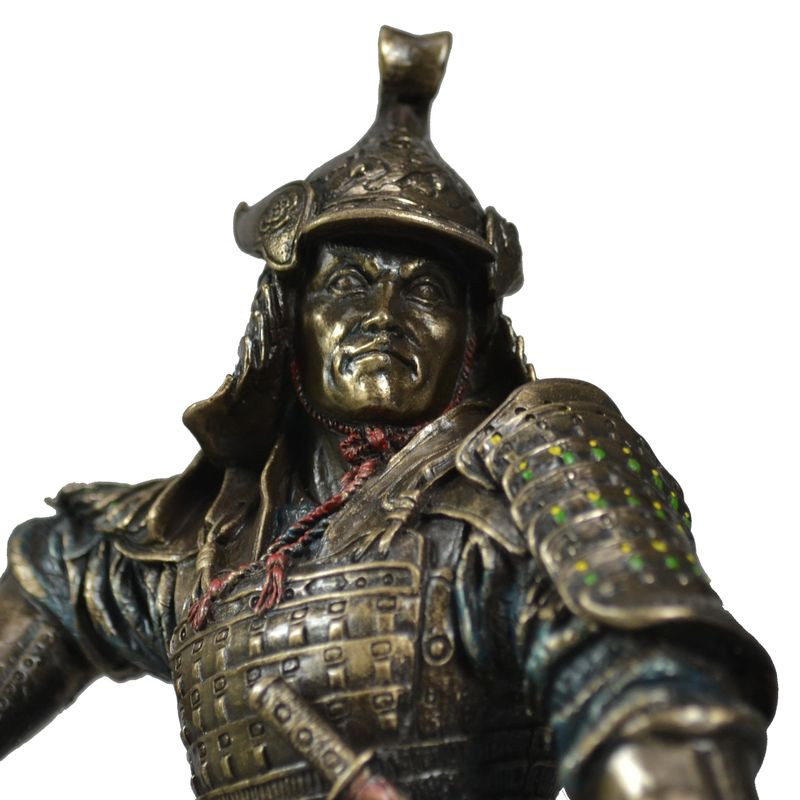 Samurai-Decorativo-com-Lanca-em-Resina-24-Cm