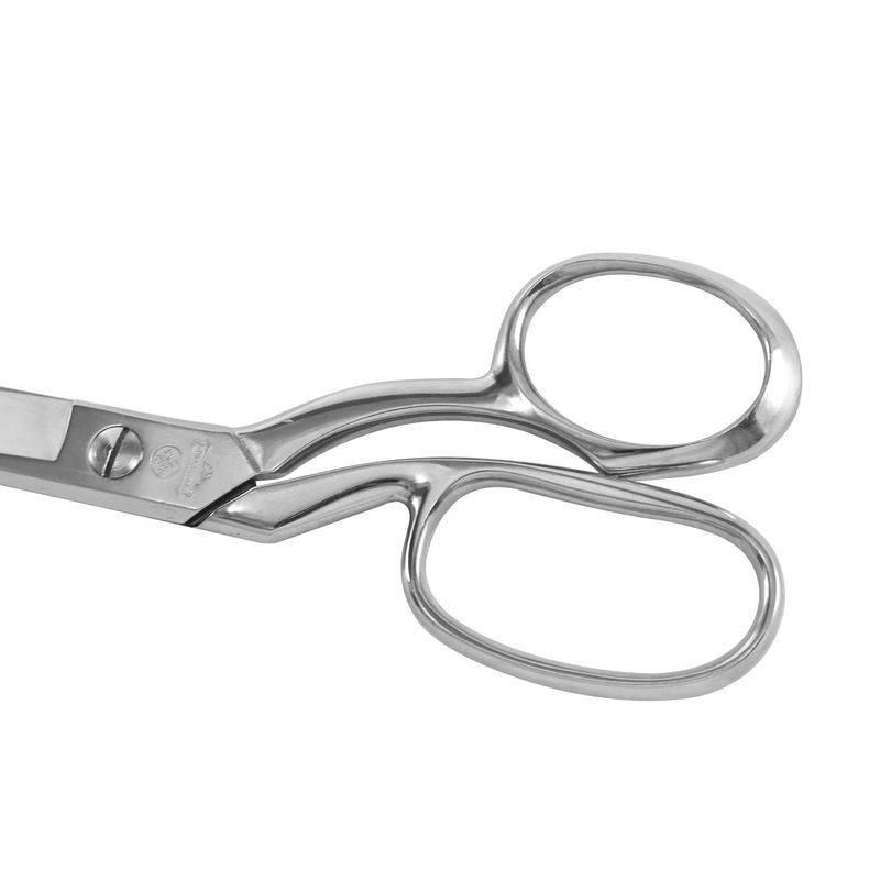Tesoura-Forjada-e-Reforcada-para-Costura-20-cm---Mundial
